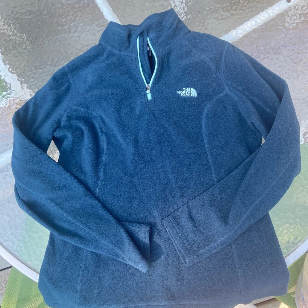 The North Face Fleece Quarter-Zip - Picture 2 of 7